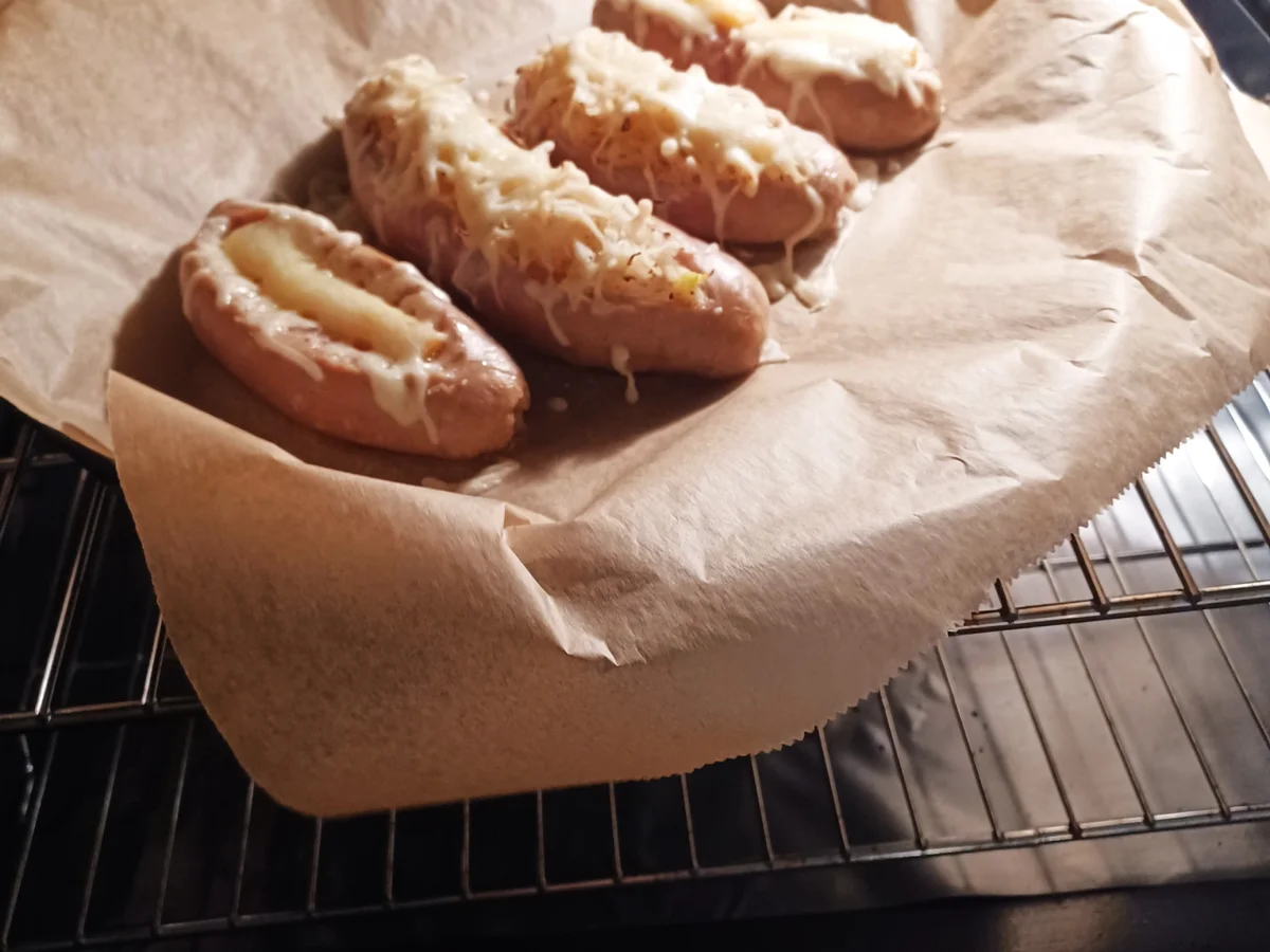 Hot Dog mal mit frischer Bratwurst in 2 Varianten - Rezept - Bild Nr. 16409