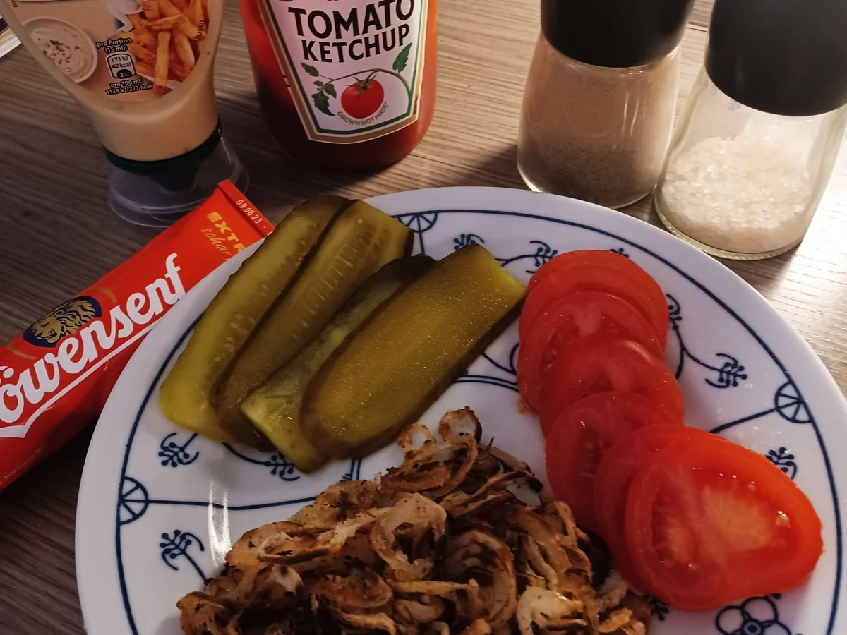 Hot Dog mal mit frischer Bratwurst in 2 Varianten - Rezept - Bild Nr. 16409