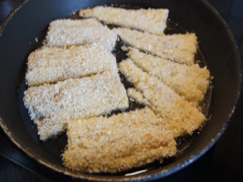 Knusper-Bratfisch mit Kenia-Bohnen und Kartoffelstampf - Rezept - Bild Nr. 16413