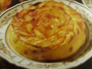 Rezept: Maiskuchen mit Äpfeln und Rosinen Maiskuchen mit Äpfeln und Rosinen - Rezept