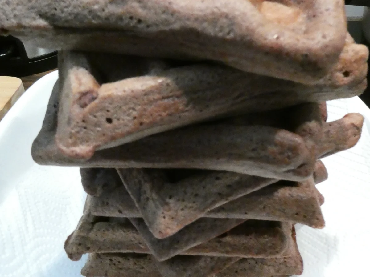 Rezept: Schoko-Haselnuss-Waffeln Bild Nr. 16419 Schoko-Haselnuss-Waffeln - Rezept - Bild Nr. 16419