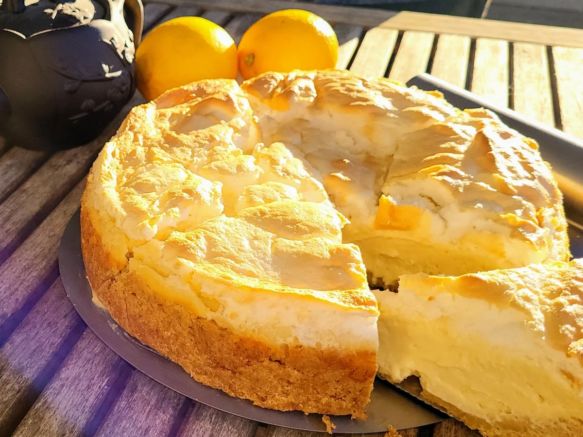 Rezept: BiNe` S ZITRONEN SCHMANDKUCHEN Bild Nr. 4 BiNe` S ZITRONEN SCHMANDKUCHEN - Rezept - Bild Nr. 4