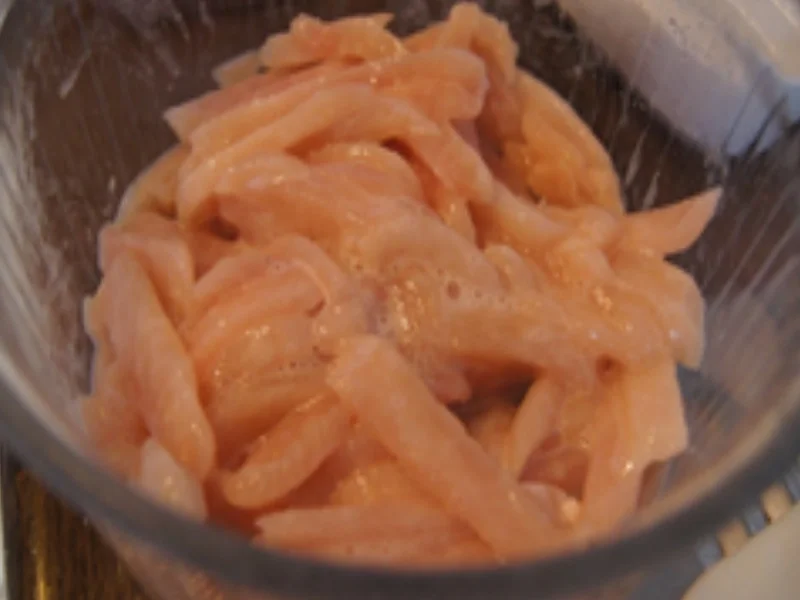 Hähnchenbrustfilet mit Sojabohnensprossen und Basmatireis mit Ei - Rezept - Bild Nr. 16418