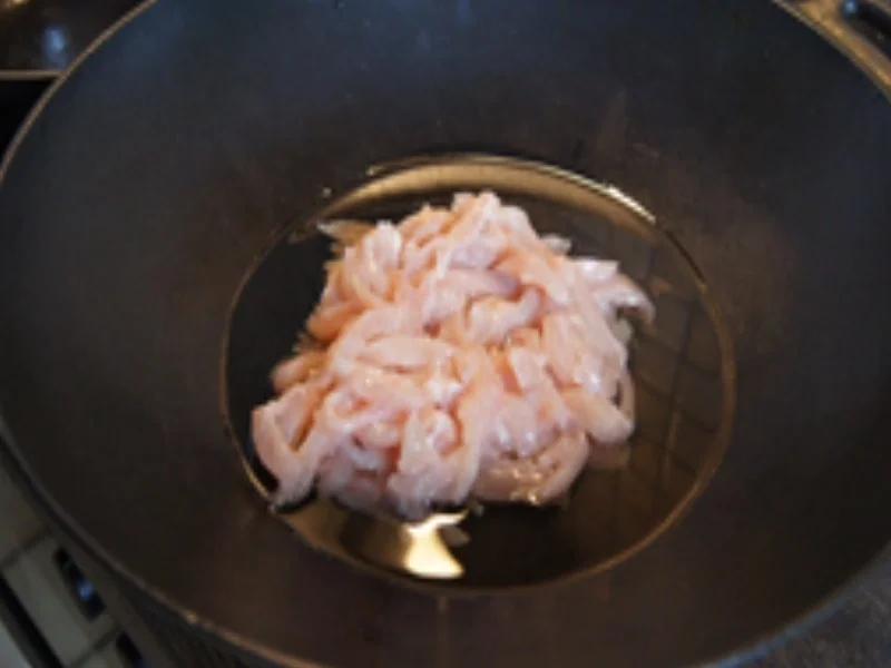 Hähnchenbrustfilet mit Sojabohnensprossen und Basmatireis mit Ei - Rezept - Bild Nr. 16423