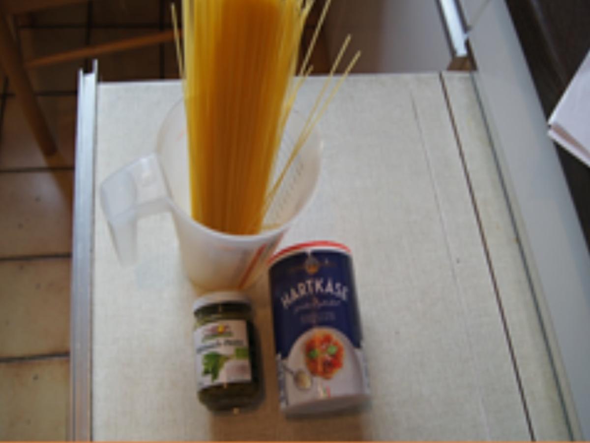 Spaghetti mit Bärlauch-Pesto - Rezept - Bild Nr. 3