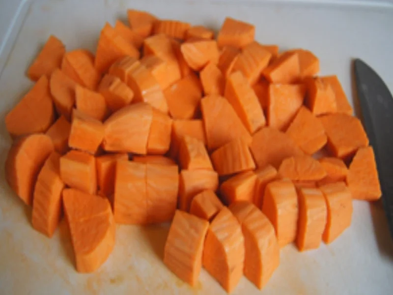 Kürbis-Süßkartoffel-Creme-Suppe mit Mettbällchen - Rezept - Bild Nr. 6