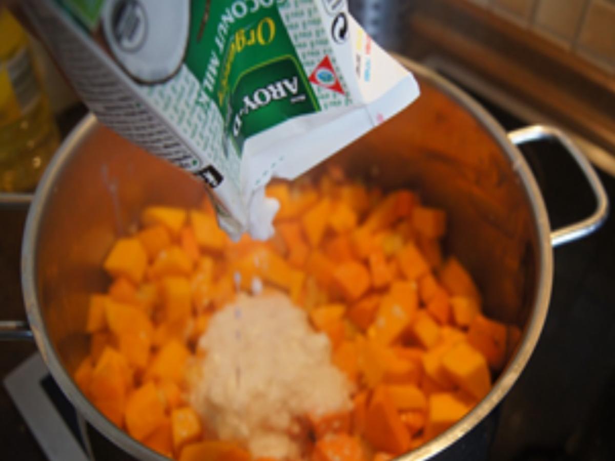 Kürbis Süßkartoffel Creme Suppe mit Mettbällchen - einfach - von MausVoh