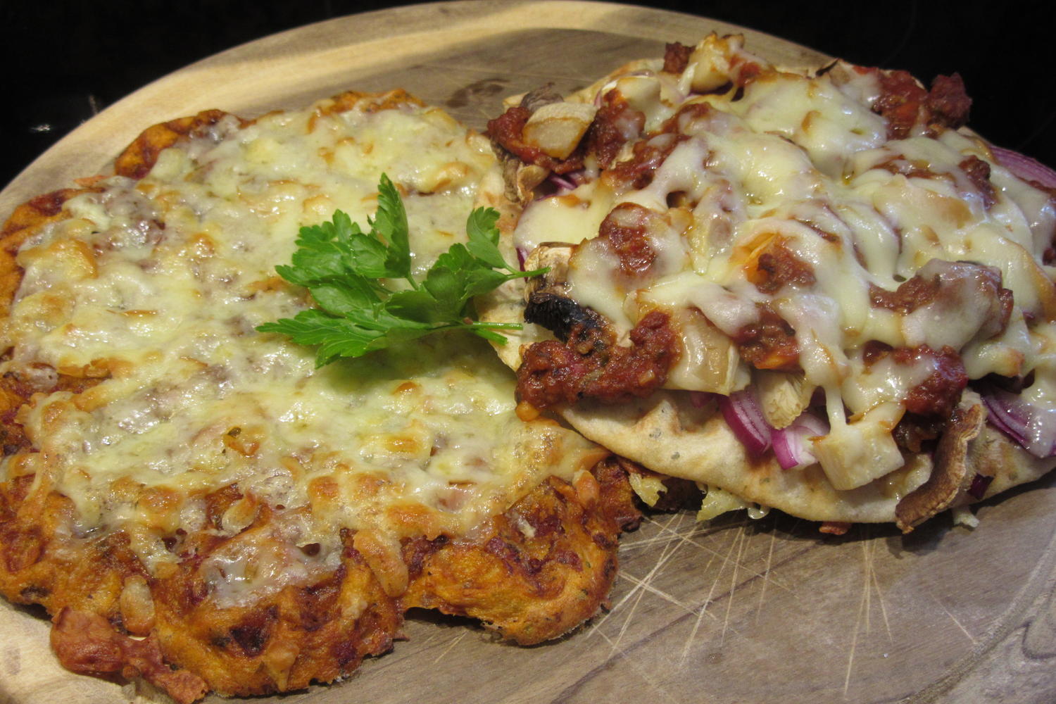 Pikantes Backen: Pizzawaffeln - Waffelpizza - Rezept - kochbar.de