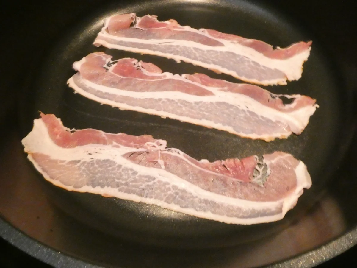 Rezept: Cheddar-Bacon -Muffins Bild Nr. 16417 Cheddar-Bacon -Muffins - Rezept - Bild Nr. 16417