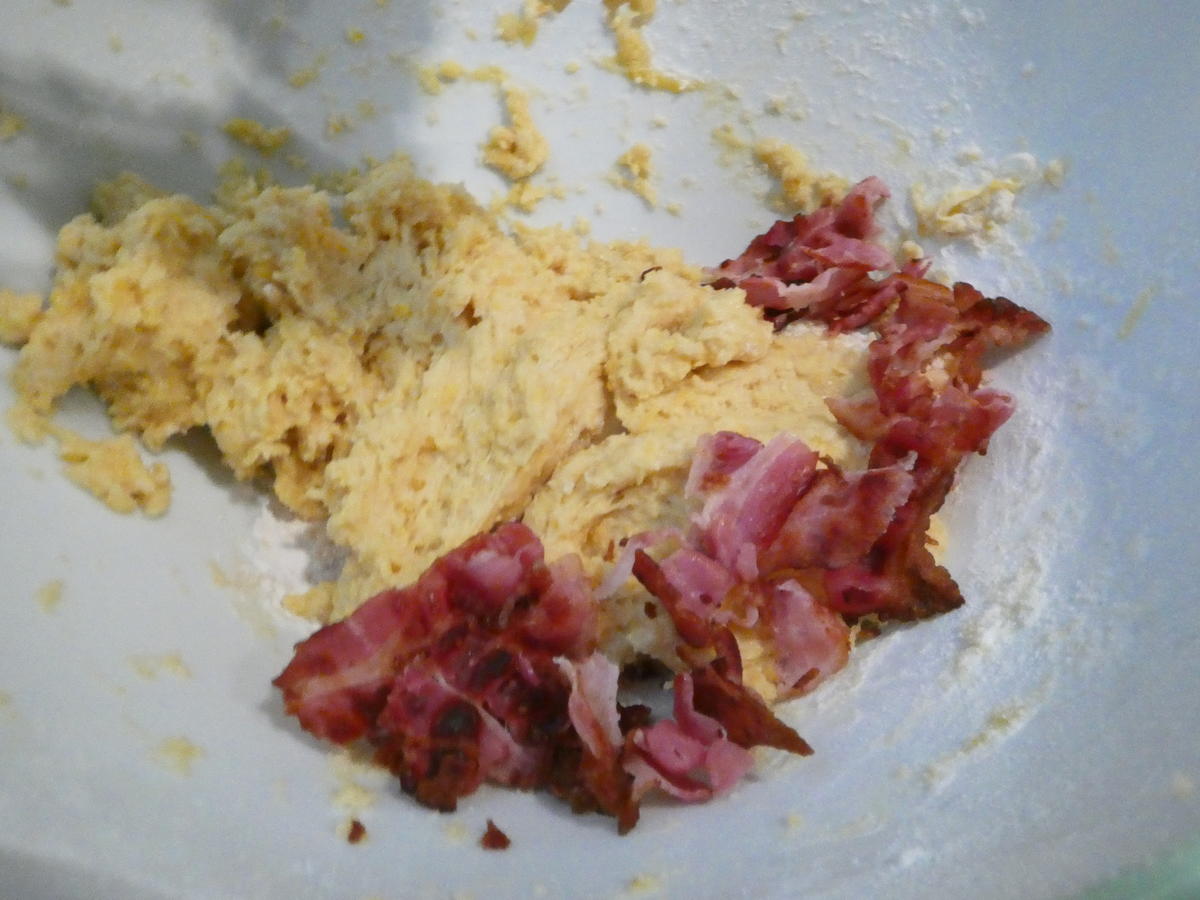 Cheddar-Bacon -Muffins - Rezept - Bild Nr. 16426