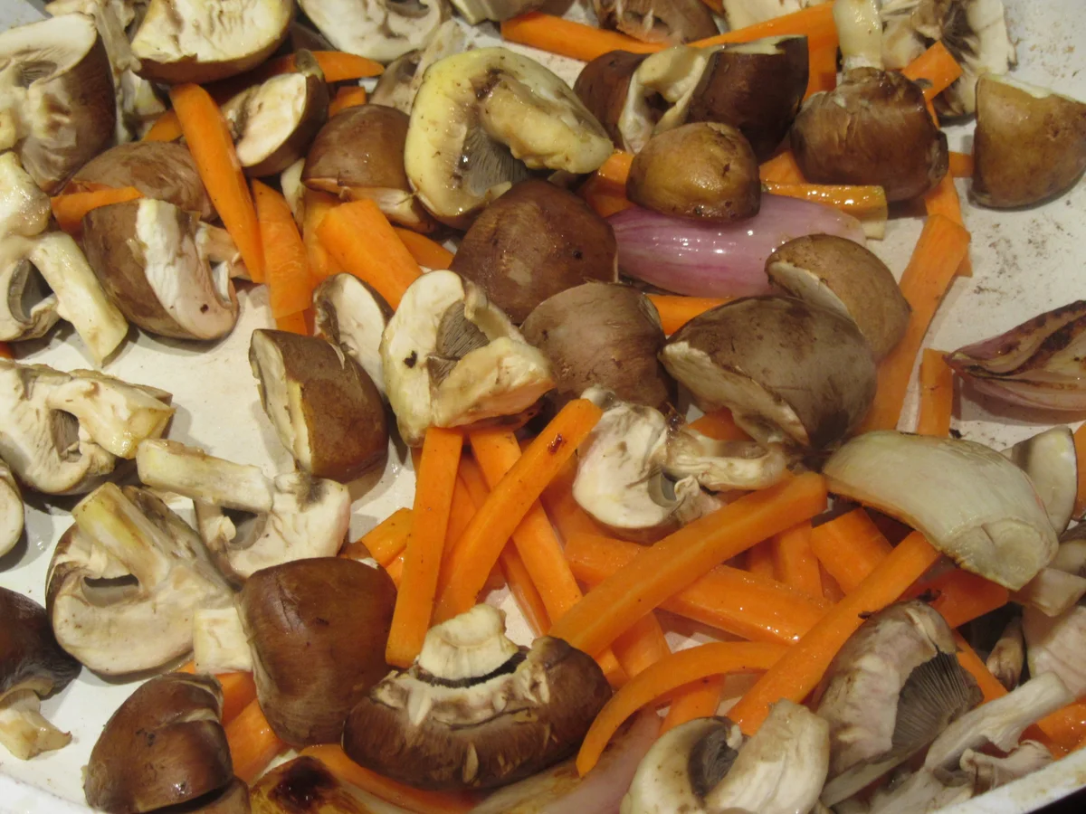 Fleisch: Pilzpfanne a´la Stroganoff - Rezept - Bild Nr. 16418