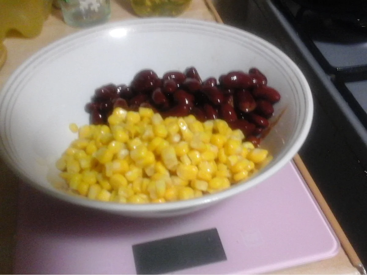 Chili con Carne im Wok mit Pellkartoffeln - Rezept - Bild Nr. 16420