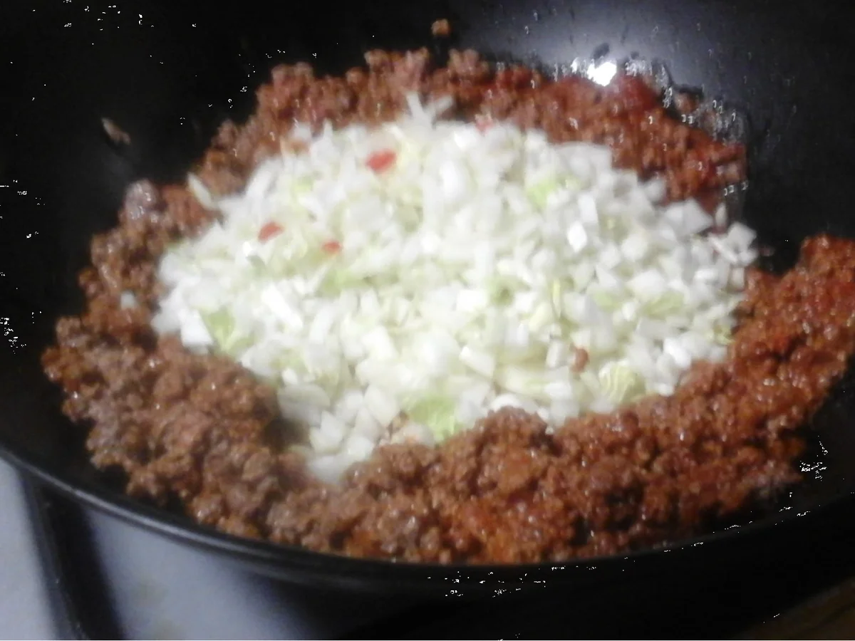 Chili con Carne im Wok mit Pellkartoffeln - Rezept - Bild Nr. 16422