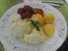 Hähnchennuggets mit Rahmsauce, Blumenkohl und Pellkartoffeln - Rezept - Bild Nr. 2