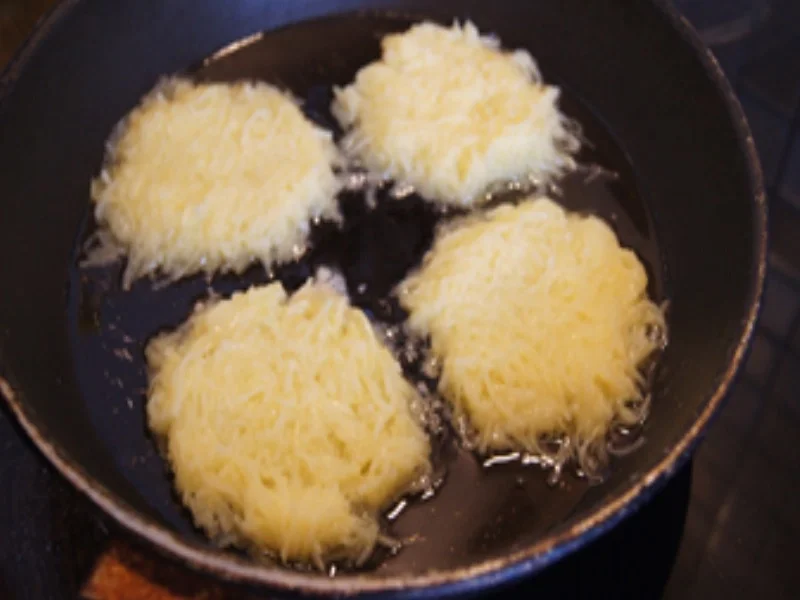 Rezept: Rahmsteinpilze mit Reibekuchen und Rote-Bete Salat Bild Nr. 16428 Rahmsteinpilze mit Reibekuchen und Rote-Bete Salat - Rezept - Bild Nr. 16428