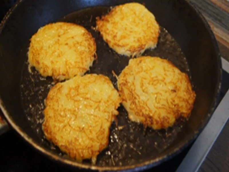 Rezept: Rahmsteinpilze mit Reibekuchen und Rote-Bete Salat Bild Nr. 16427 Rahmsteinpilze mit Reibekuchen und Rote-Bete Salat - Rezept - Bild Nr. 16427