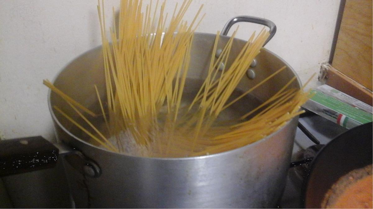 Spaghetti mit Gemüse-Rindermett-Bolognese - Rezept - Bild Nr. 3