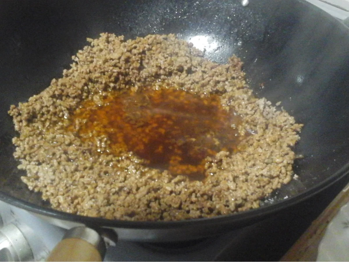 Frühlingsrollen mit Rindermett-Gemüsemix-Füllung - Rezept - Bild Nr. 16419