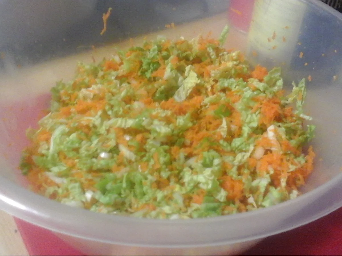 Gekochte Eier in Senf-Rahm-Sauce mit Pellkartoffeln und gemischten Salat - Rezept - Bild Nr. 13