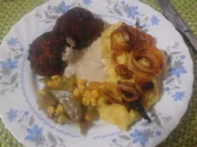 Frikadellen mit Rindermett und Gemüse, Rahmsauce, Zuckerschoten mit Mais und Sellerie-K... - Rezept - Bild Nr. 2