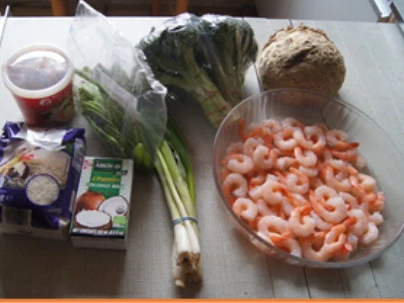 Rotes Thai-Curry mit Tiger-Garnelen und Basmatireis - Rezept - Bild Nr. 3