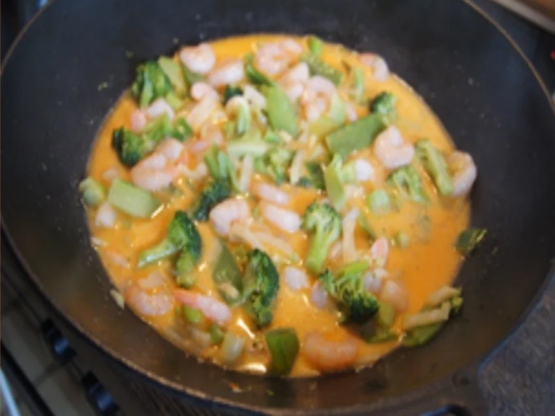 Rotes Thai-Curry mit Tiger-Garnelen und Basmatireis - Rezept - Bild Nr. 10