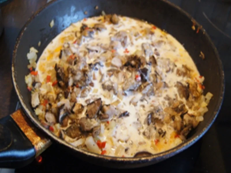 Eierpfannkuchen mit Steinpilz-Belag - Rezept - Bild Nr. 10