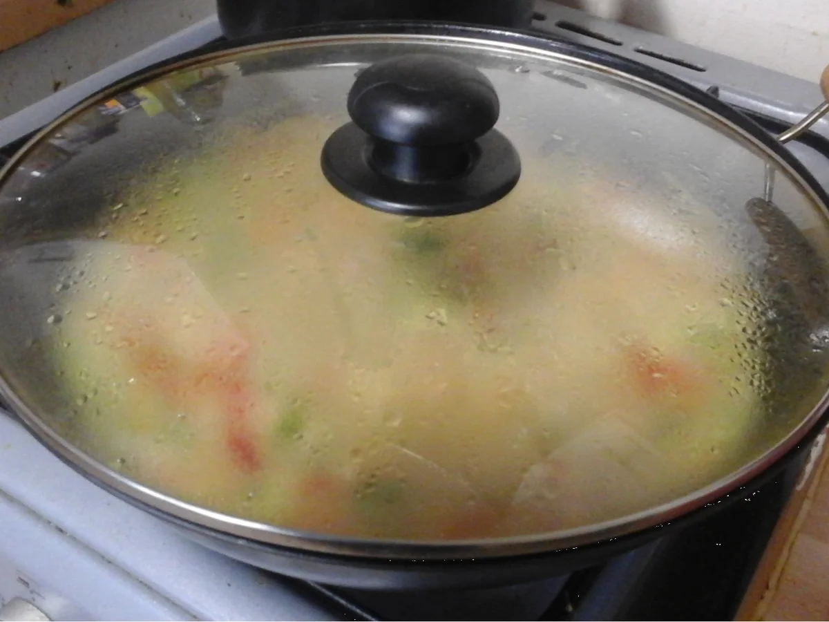 Rezept: Hähnchen-Gemüse-Curry mit Kokosmilch und Mini-Makkaroni Bild Nr. 16425 Hähnchen-Gemüse-Curry mit Kokosmilch und Mini-Makkaroni - Rezept - Bild Nr. 16425
