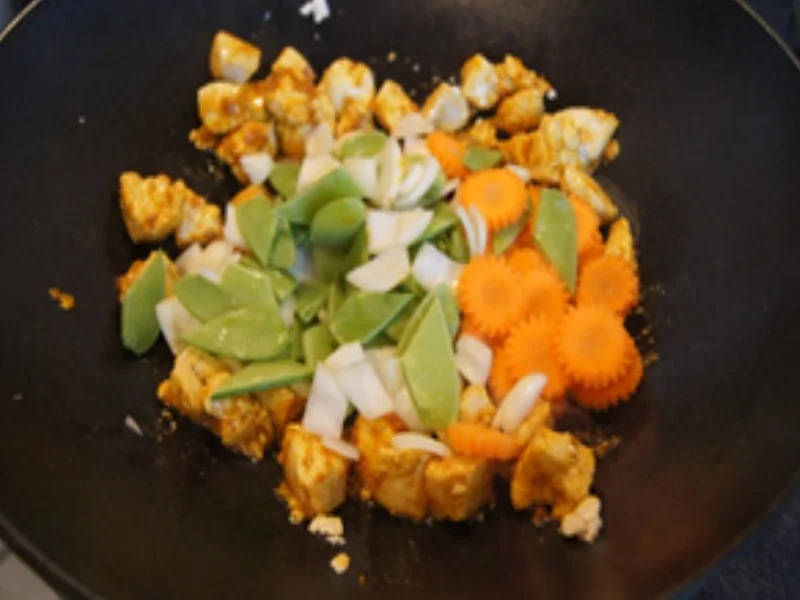 Gelbes Hähnchenbrustfilet-Curry mit Basmatireis - Rezept - Bild Nr. 15