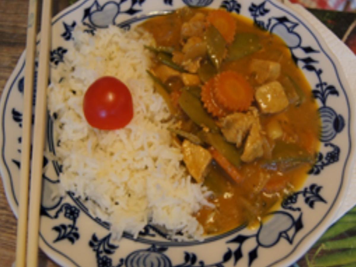 Gelbes Hähnchenbrustfilet-Curry mit Basmatireis - Rezept - Bild Nr. 30