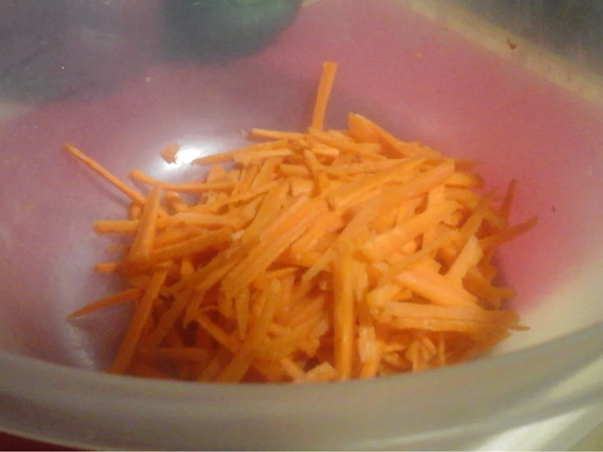 Chinesische Nudeln mit Ei und Gemüse im Wok - Rezept - Bild Nr. 16422