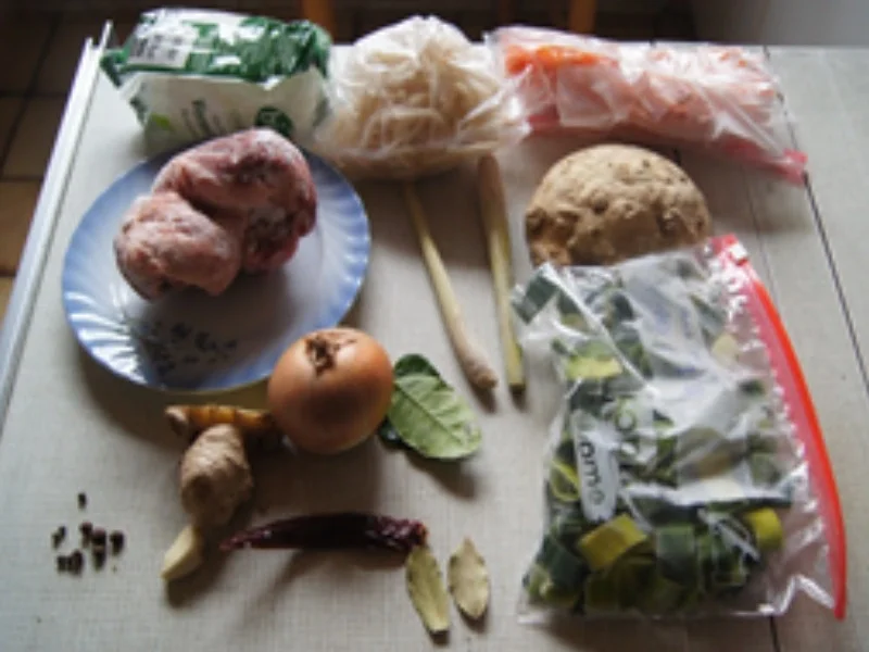 Rezept: Asiatische Rindfleischsuppe Bild Nr. 3 Asiatische Rindfleischsuppe - Rezept - Bild Nr. 3