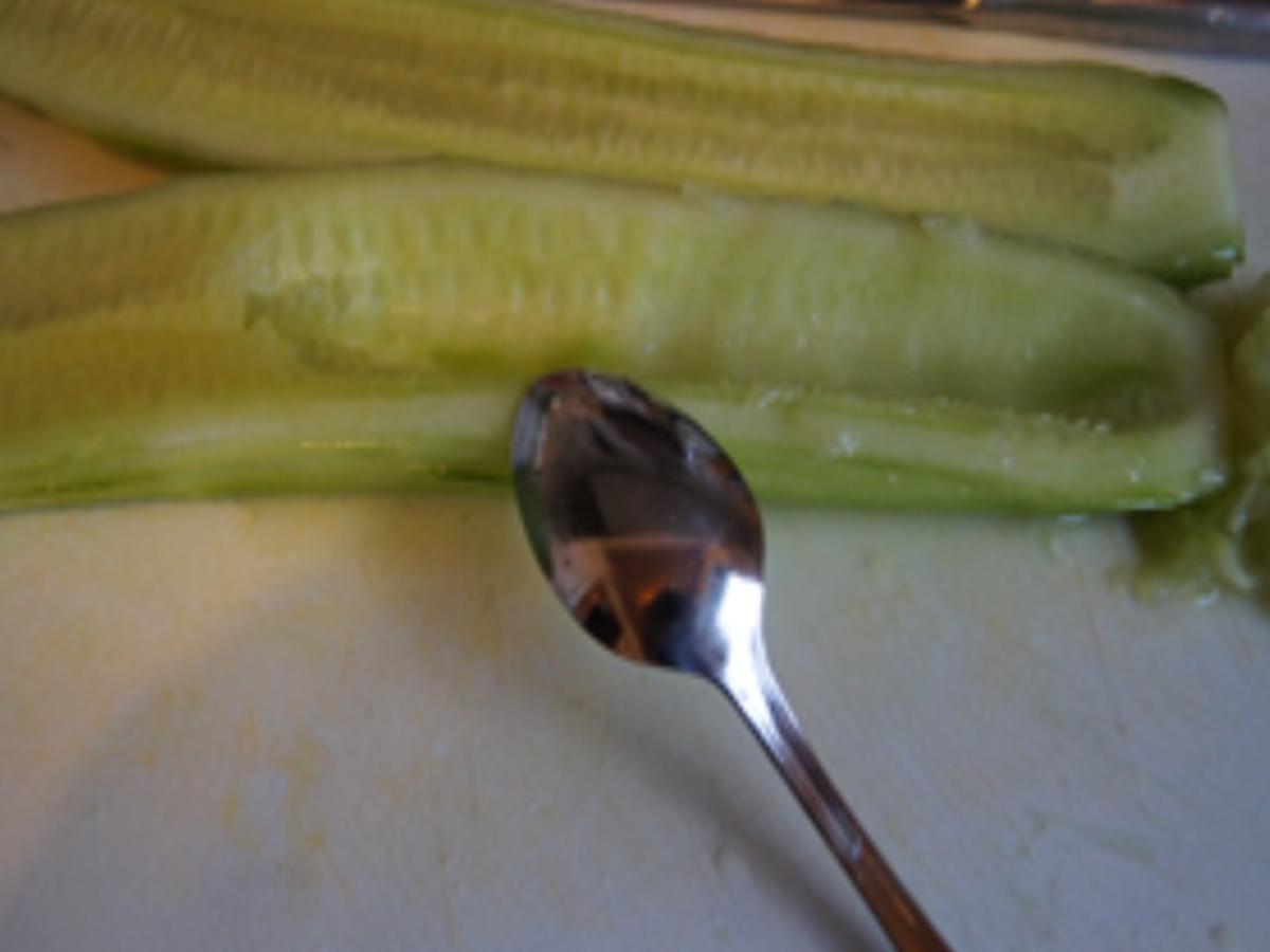 Heringsfilet in Sahnesauce mit Pellkartoffeln und Gurkensalat - Rezept - Bild Nr. 5
