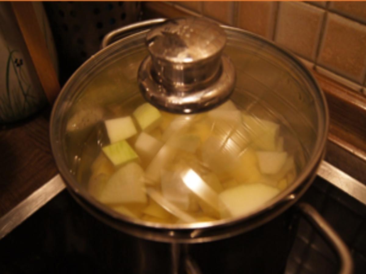 Kohlrabi-Schnitzel mit Kohlrabi-Möhren-Gemüse und Kohlrabi-Kartoffel-Creme - Rezept - Bild Nr. 11