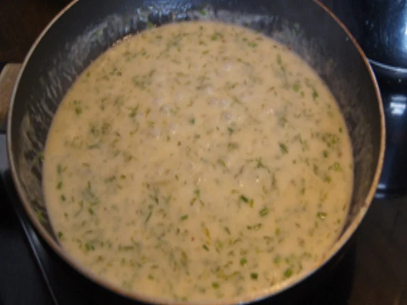 Gekochte Eier in Dillsauce mit Drillingen und Salat - Rezept - Bild Nr. 16449