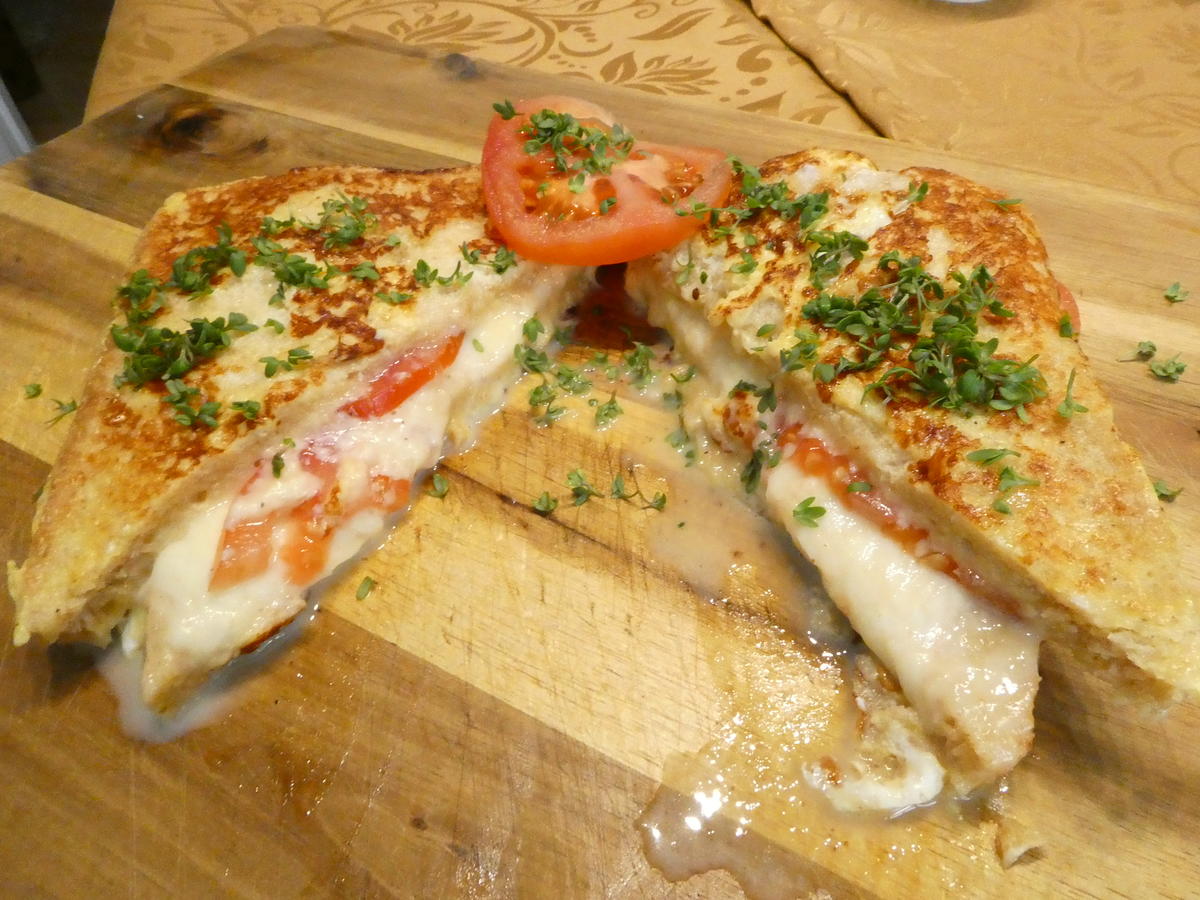 Sandwich mit Tomate und Mozzarella - Rezept - Bild Nr. 16435