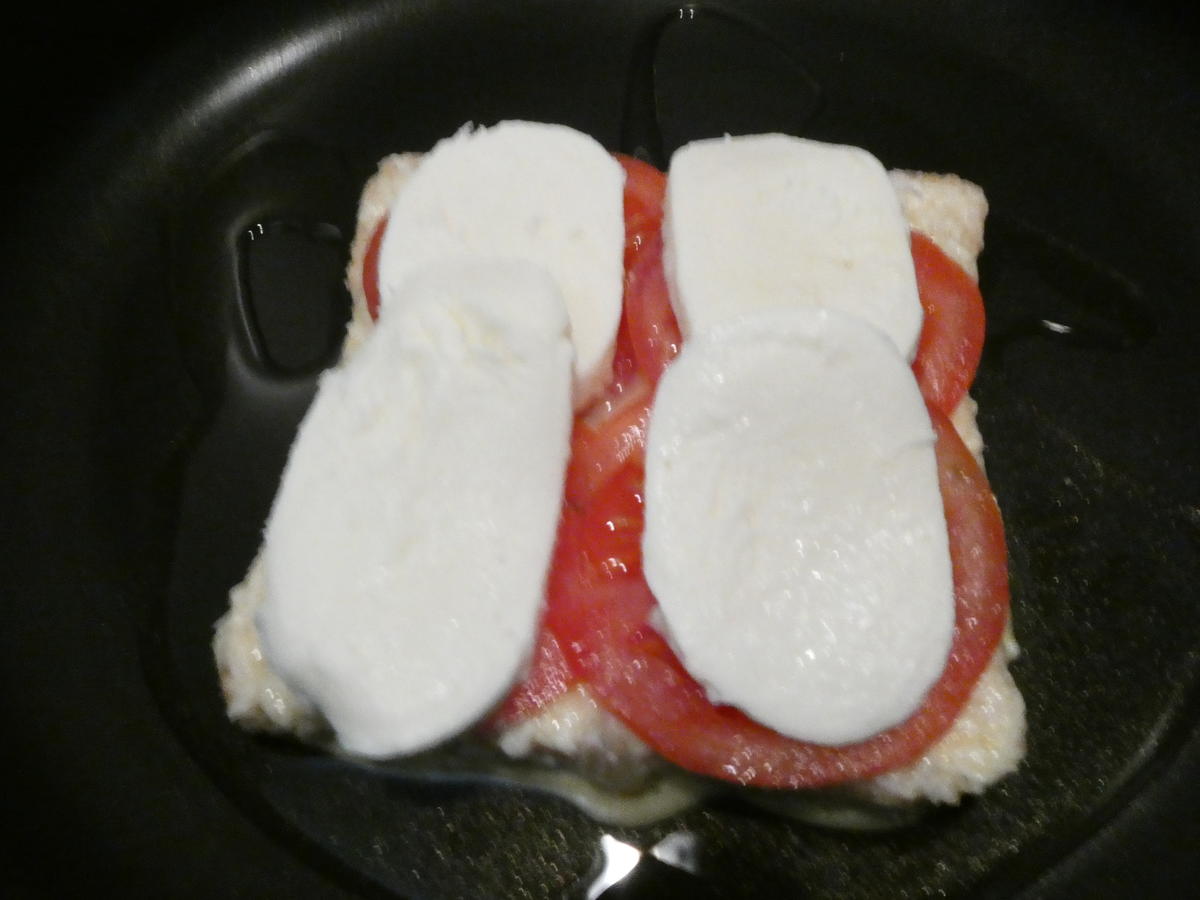 Sandwich mit Tomate und Mozzarella - Rezept - Bild Nr. 16444