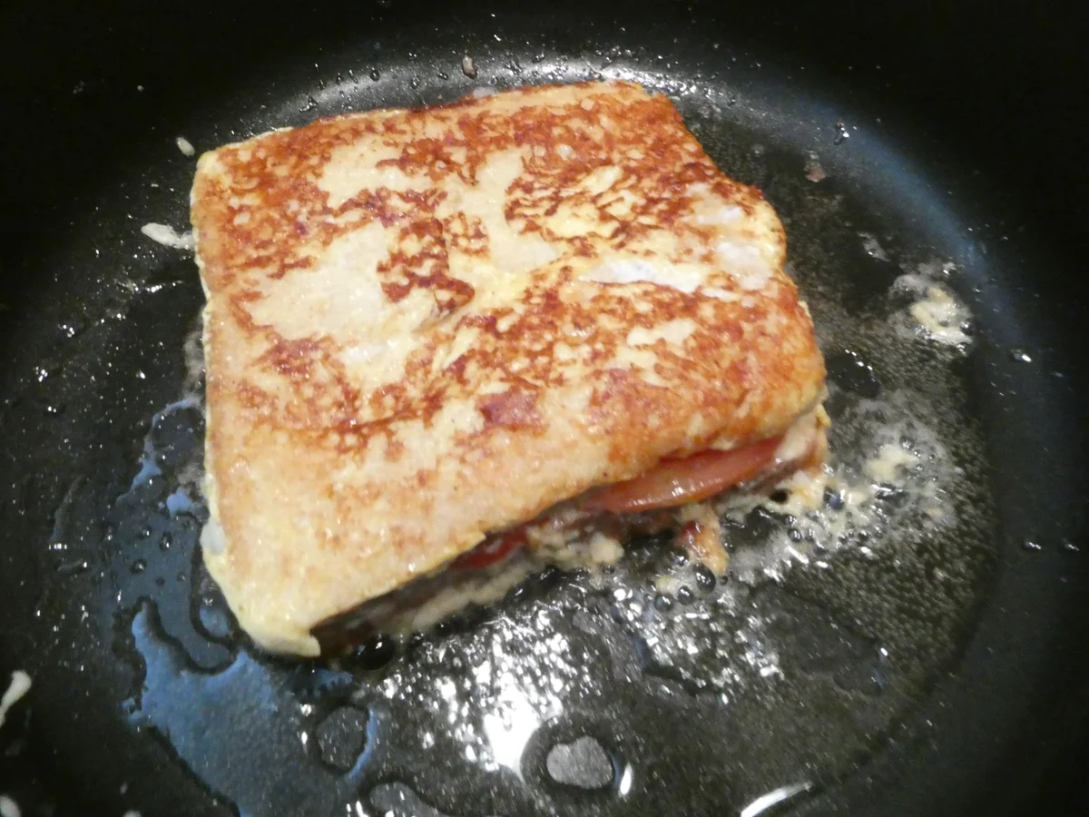 Rezept: Sandwich mit Tomate und Mozzarella Bild Nr. 16447 Sandwich mit Tomate und Mozzarella - Rezept - Bild Nr. 16447