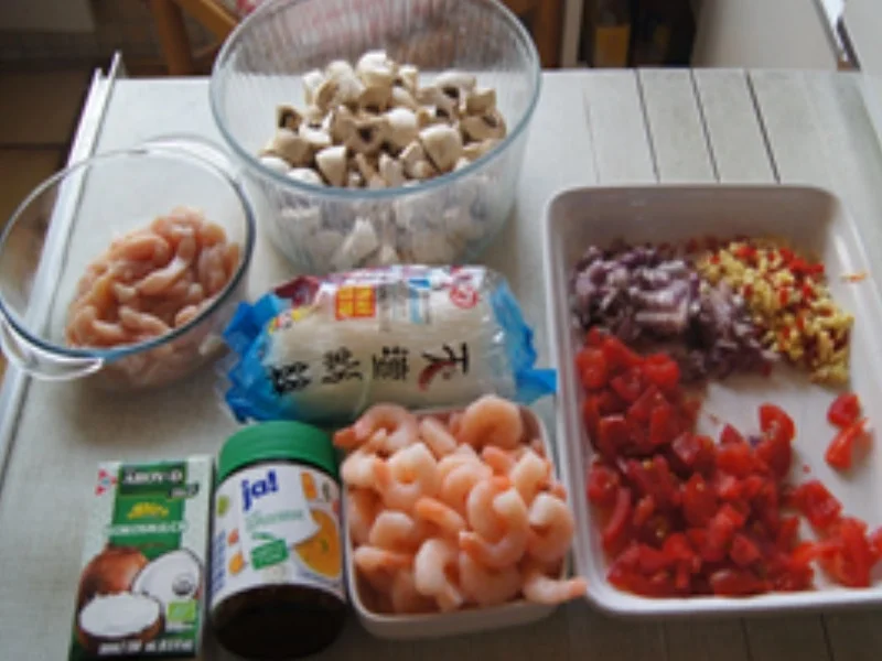 Garnelen-Hähnchen-Suppentopf im Wok - Rezept - Bild Nr. 16447