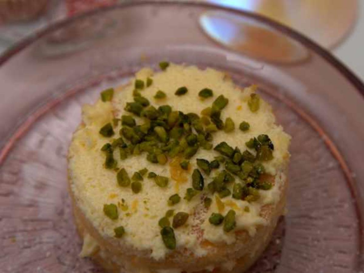 Mandarinen-Rosmarin-Sorbet mit Orangen-Pralinen und Zitronentiramisu ...