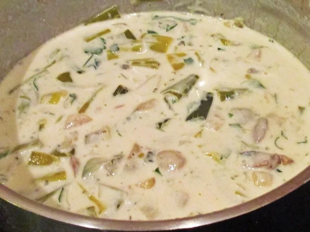 Berliner Zander auf Porree-Rahm-Soße - kulinarische Weltreise 03-2023 - Rezept - Bild Nr. 16440