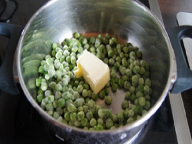 Rezept: Fischstäbchen mit Erbsen-Gemüse und Sellerie-Kartoffel-Stampf Bild Nr. 16443 Fischstäbchen mit Erbsen-Gemüse und Sellerie-Kartoffel-Stampf - Rezept - Bild Nr. 16443