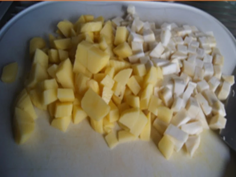 Rezept: Fischstäbchen mit Erbsen-Gemüse und Sellerie-Kartoffel-Stampf Bild Nr. 16445 Fischstäbchen mit Erbsen-Gemüse und Sellerie-Kartoffel-Stampf - Rezept - Bild Nr. 16445