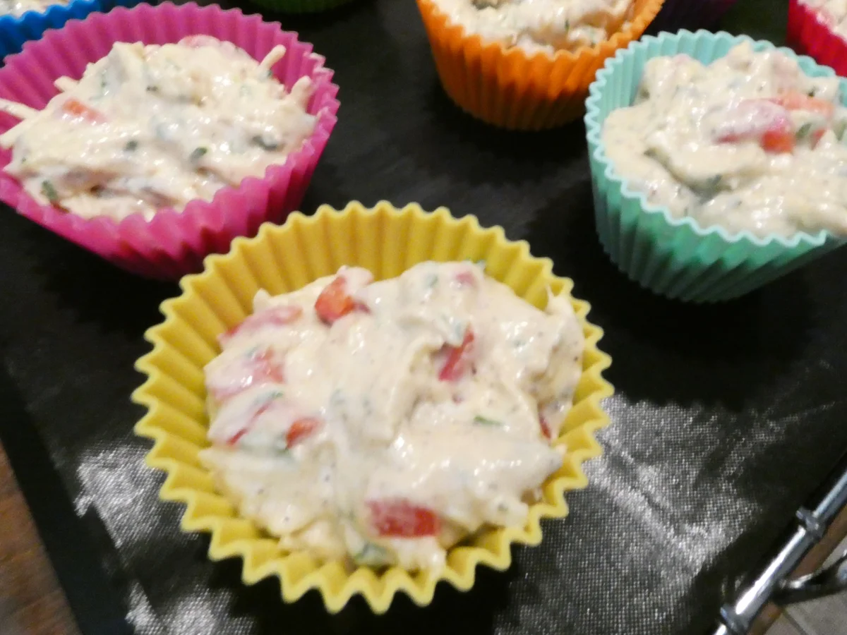 Emmentaler-Muffins mit Paprika - Rezept - Bild Nr. 16447