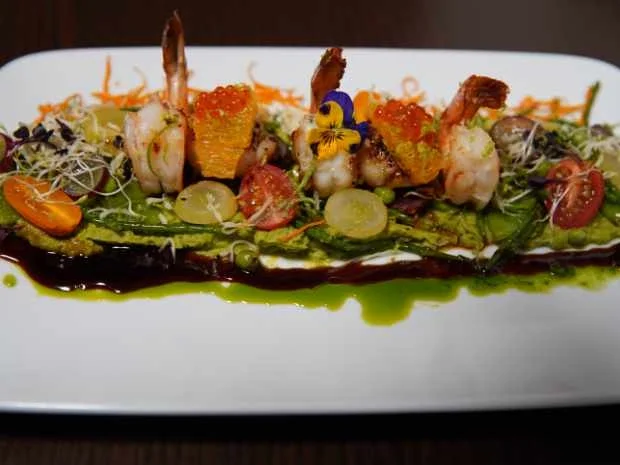 Rezept: Japanische Kammmuscheln an Roter Bete mit Riesengarnelen Bild Nr. 16440 Japanische Kammmuscheln an Roter Bete mit Riesengarnelen - Rezept - Bild Nr. 16440