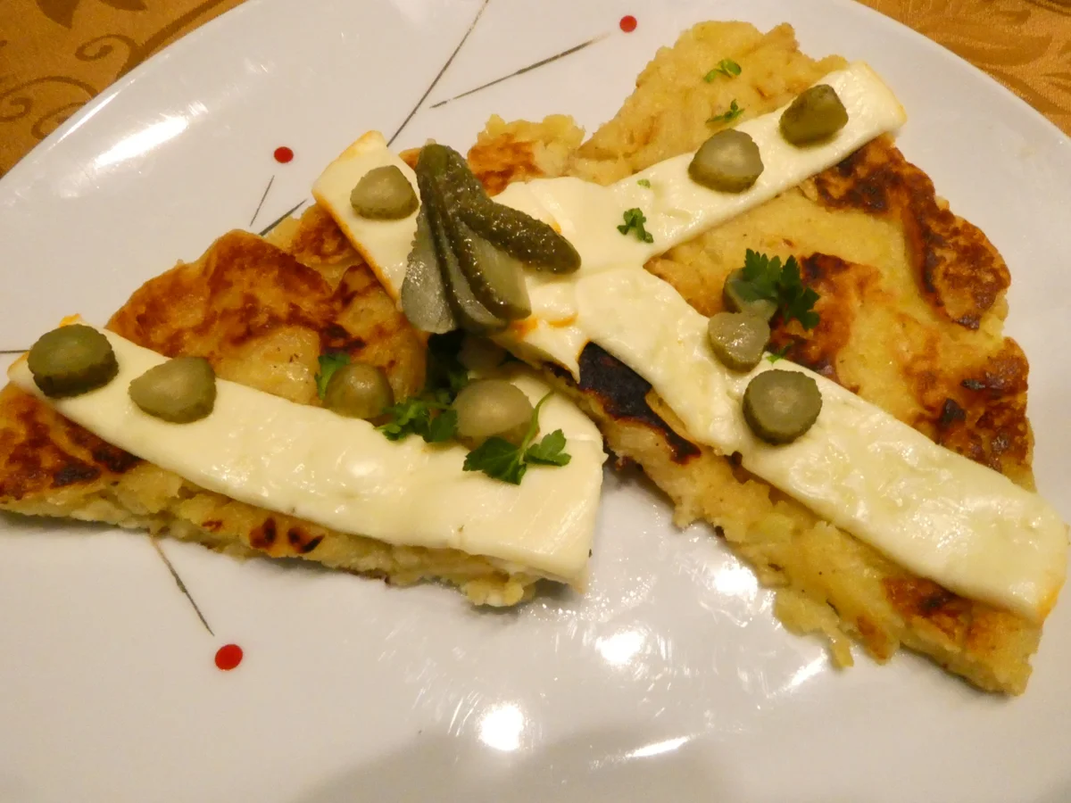 Pfannen-Kartoffelbrot mit Käse überbacken - Rezept - Bild Nr. 16453