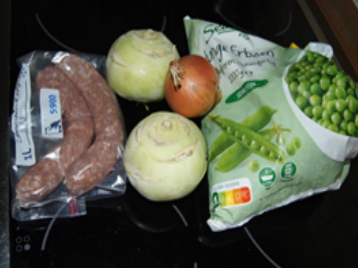 Bratwurst auf pikanten Rahm-Kohlrabi-Gemüse - Rezept - Bild Nr. 3