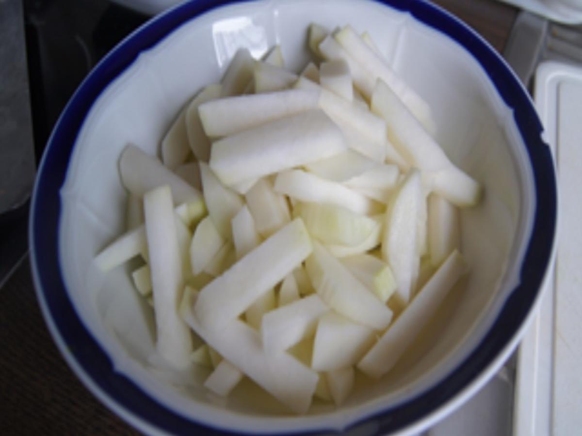 Bratwurst auf pikanten Rahm-Kohlrabi-Gemüse - Rezept - Bild Nr. 9