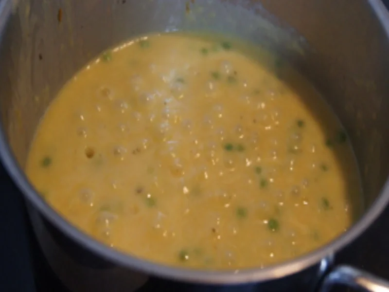 Bratwurst auf pikanten Rahm-Kohlrabi-Gemüse - Rezept - Bild Nr. 13