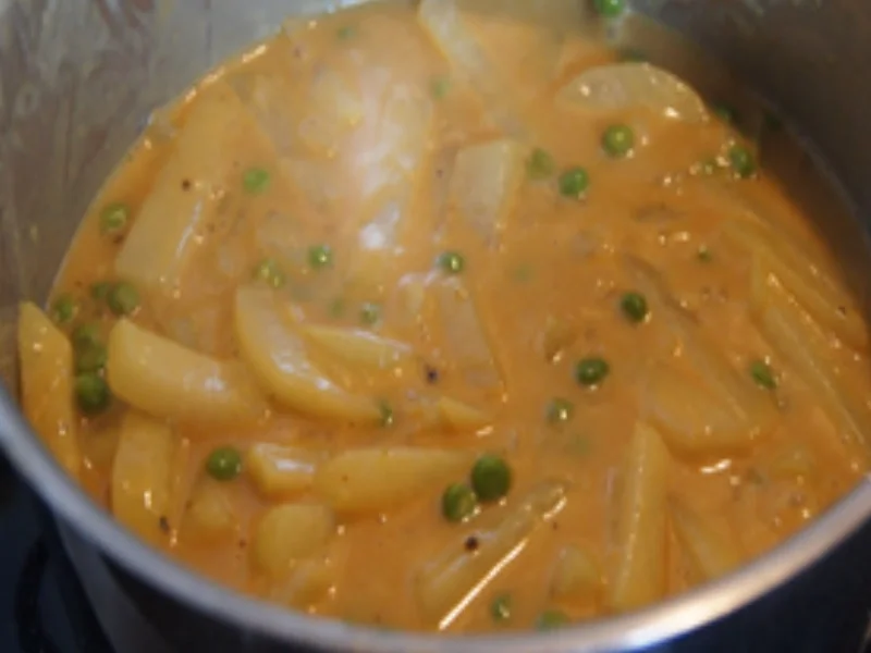 Bratwurst auf pikanten Rahm-Kohlrabi-Gemüse - Rezept - Bild Nr. 16